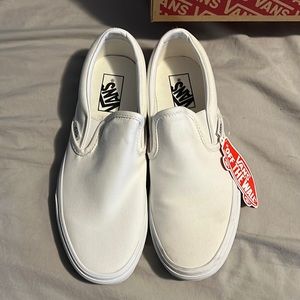 Never been worn women’s White Classic Slip-on Vans